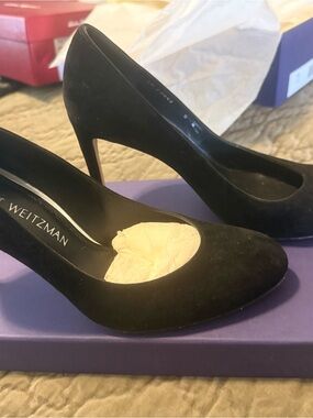 Stuart Weitzman Black Suede Pointed-Toe Stiletto Pumps